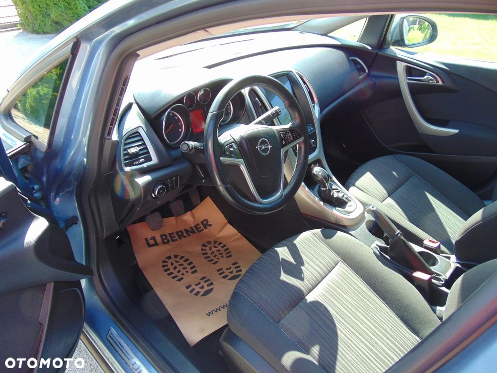 Opel Astra 1.6 Color Edition - 15