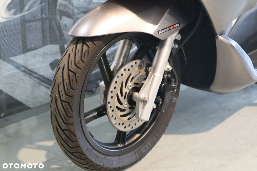 Honda PCX - 3