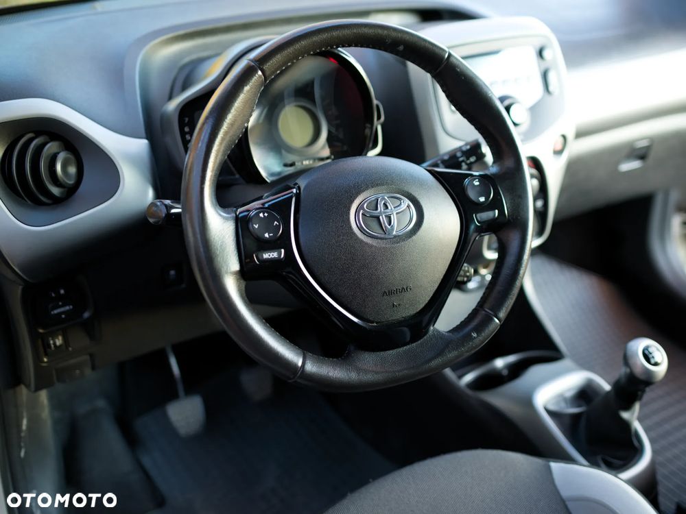 Toyota Aygo 1.0 VVT-i Sprint EU6 - 8