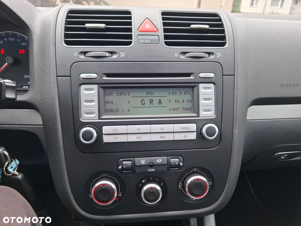 Volkswagen Golf 1.6 Goal - 19