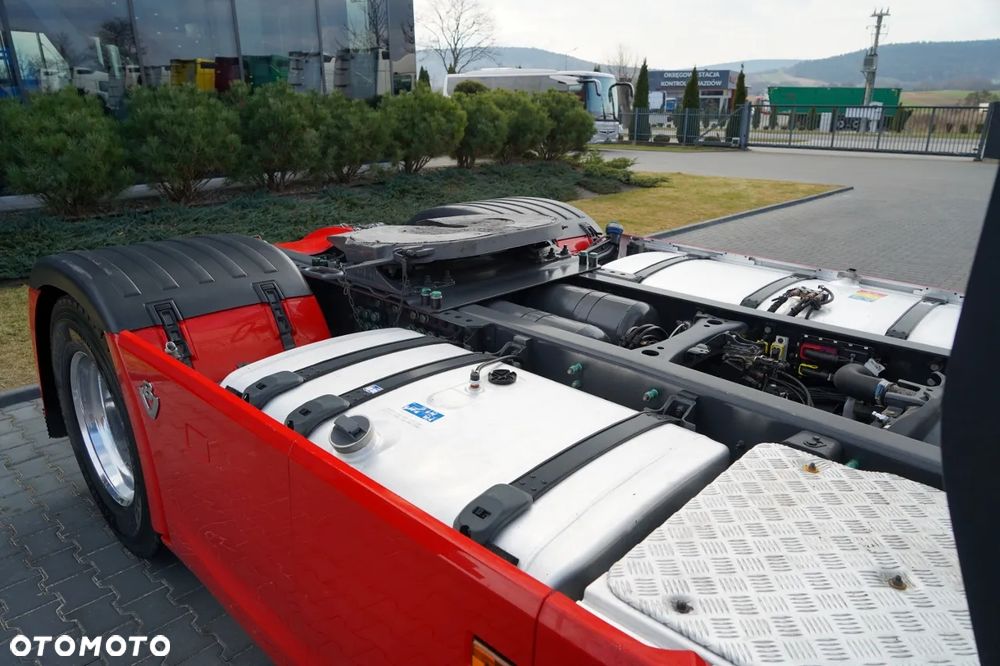Scania S 580 / V8 / RETARDER / KLIMA POSTOJOWA / CAŁA NA PODUSZKACH / ALUFELGI  /  SKÓRY / OPONY 100% / - 18