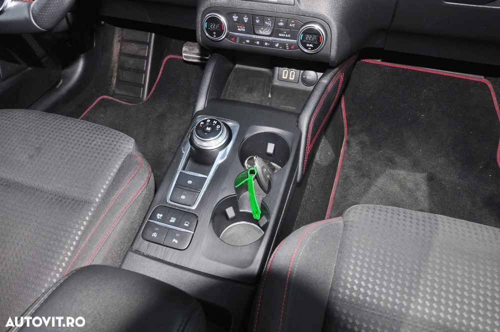 Ford Focus 2.0 EcoBlue ST Line Business - 18