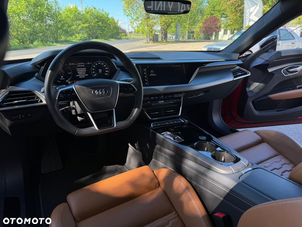 Audi e-tron S Quattro - 13