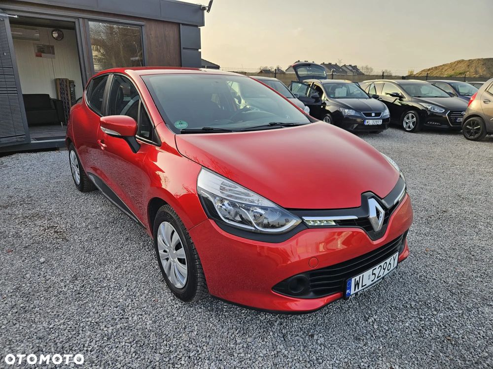 Renault Clio 1.2 16V 75 Business - 8