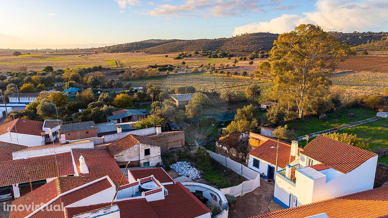 Moradia T1 para venda - Grande imagem: 2/14