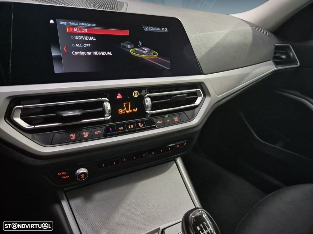 BMW 318 d Touring - 27