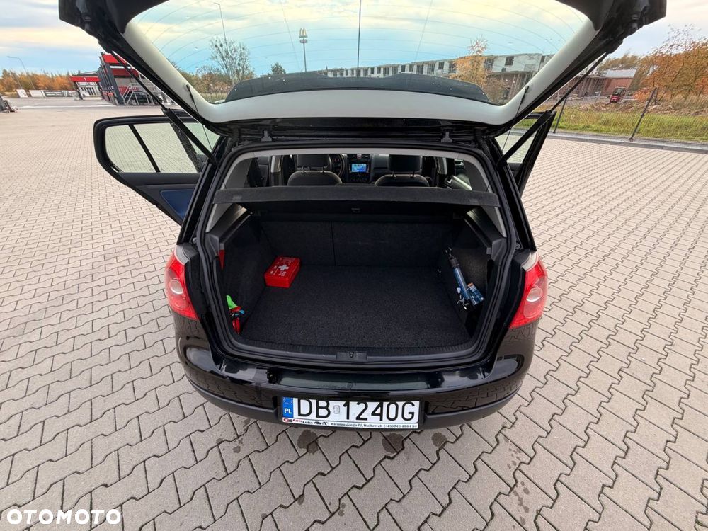 Volkswagen Golf - 8