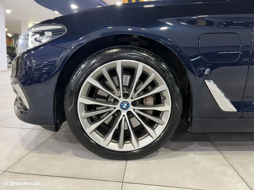 BMW 530 e iPerformance Line Luxury - 3