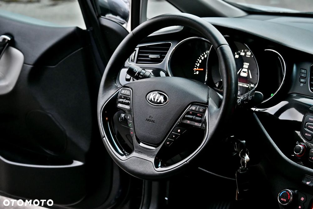 Kia Ceed 1.6 GDI DCT Spirit - 22