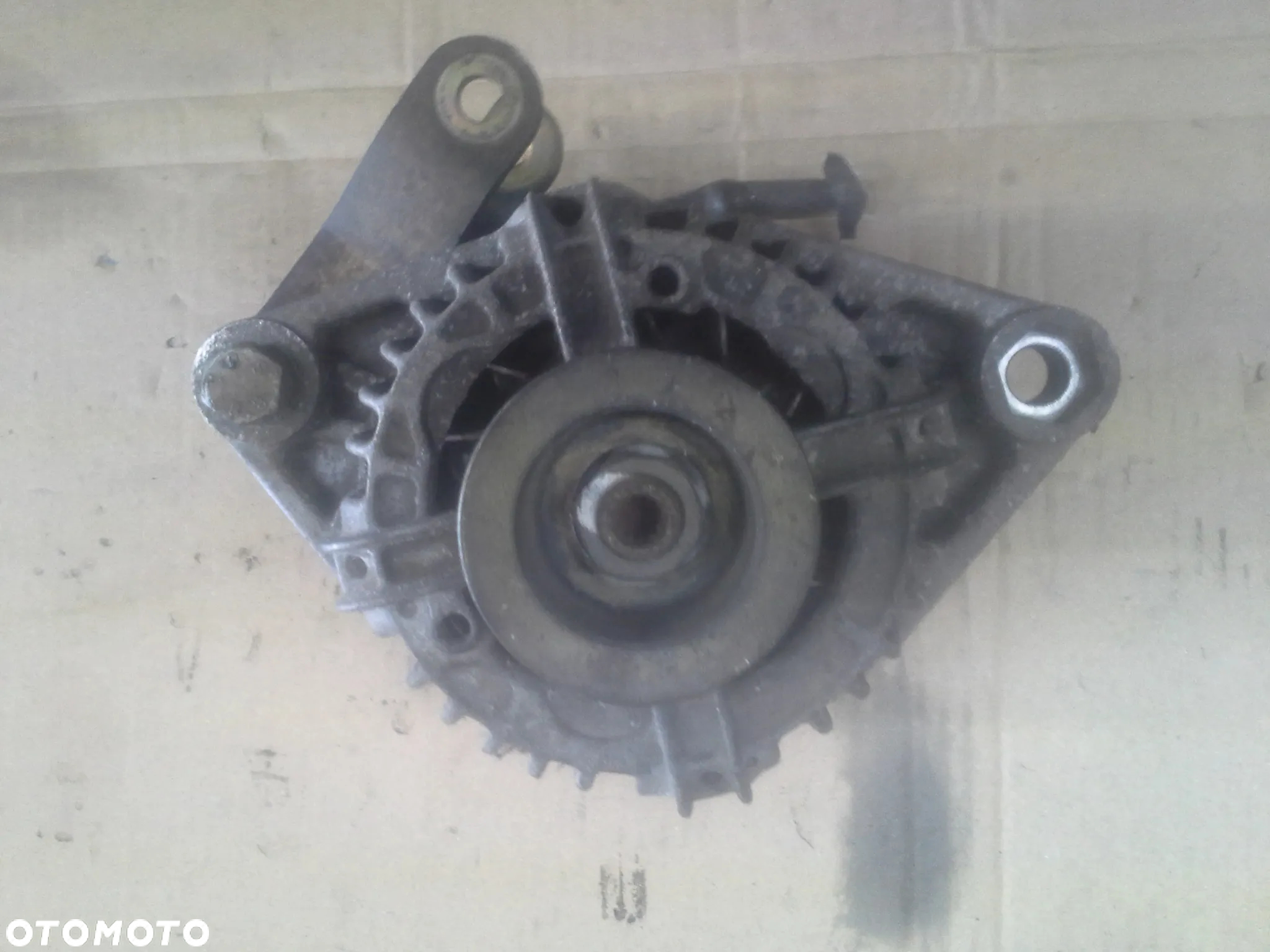 Fiat Stilo 1.6 alternator Bosch 0124325058 90A - 6