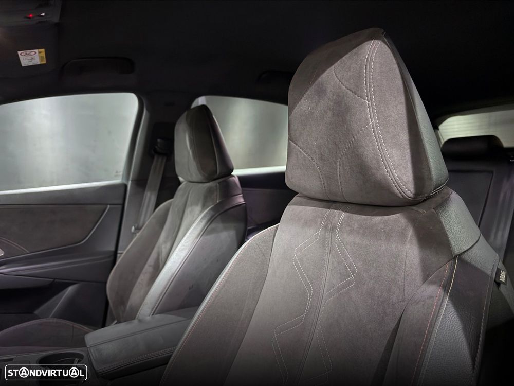 DS DS7 Crossback 1.5 BlueHDi Performance Line EAT8 - 16