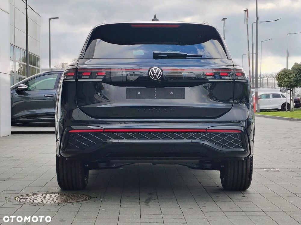 Volkswagen Tiguan - 5