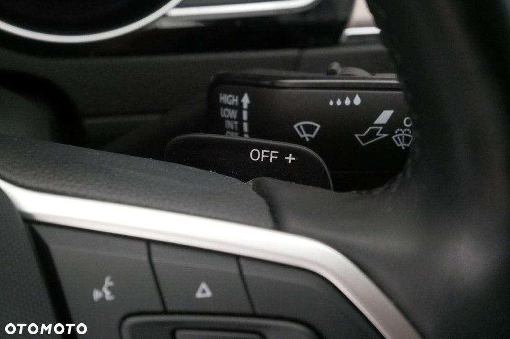 Volkswagen Passat 1.5 TSI EVO Elegance DSG - 30