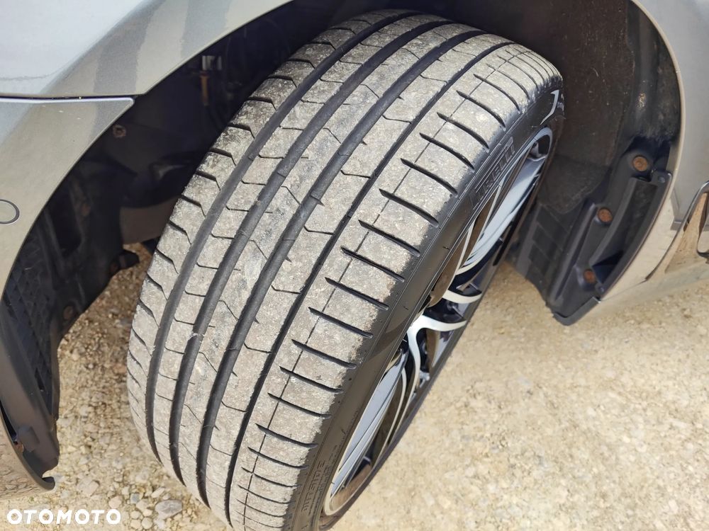 BMW Seria 7 740d xDrive sport - 37