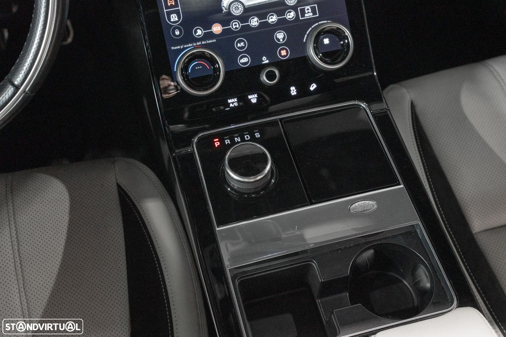 Land Rover Range Rover Velar 3.0 D R-Dynamic - 31