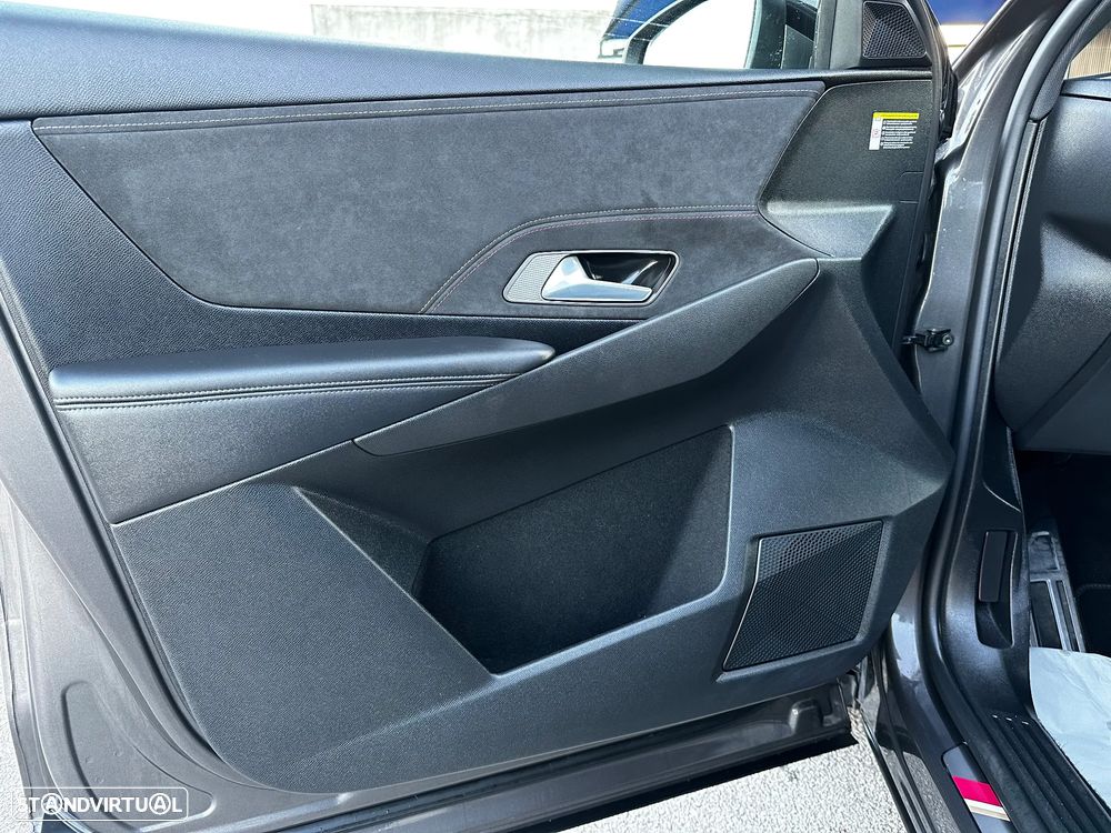 DS DS7 Crossback E-Tense Performance Line EAT8 - 16