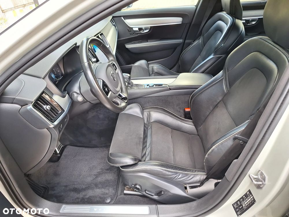 Volvo V90 D4 R-Design - 19