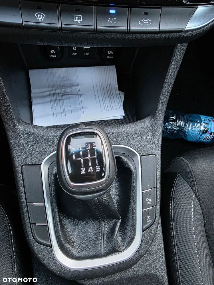 Hyundai i30 1.0 T-GDI Connect & Go - 17