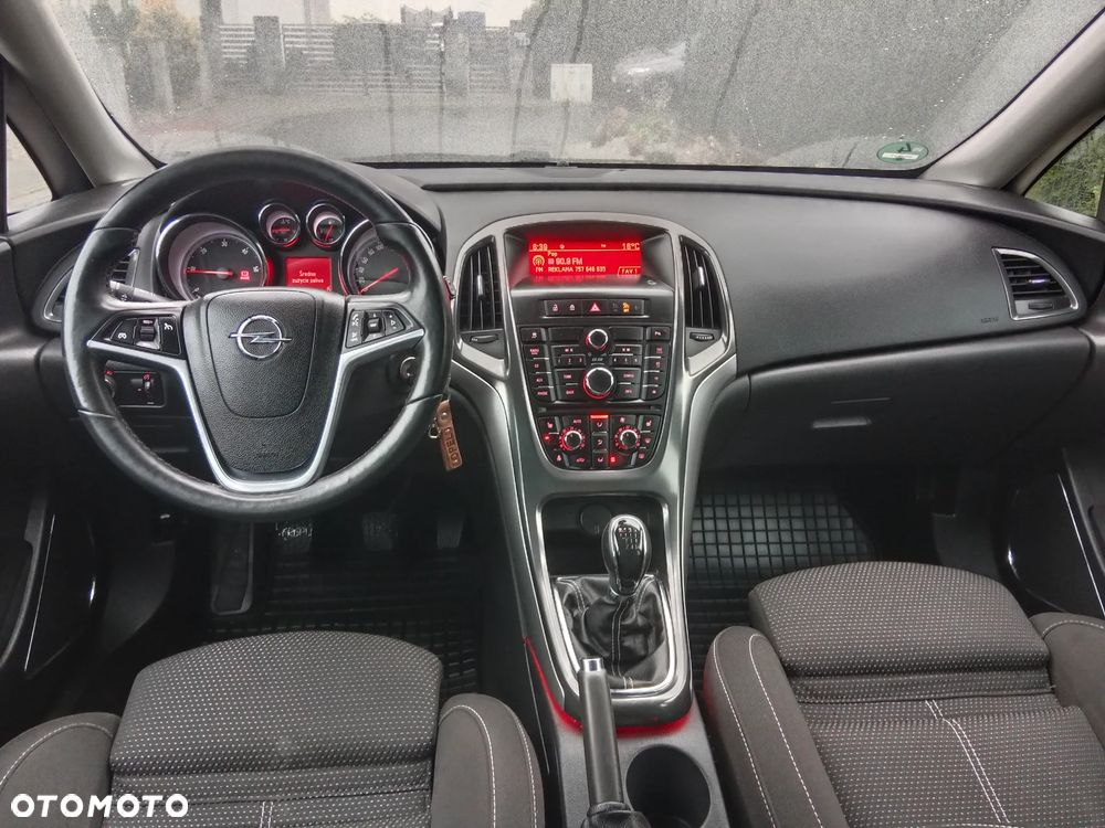 Opel Astra 2.0 CDTI DPF SportsTourer Exklusiv - 6