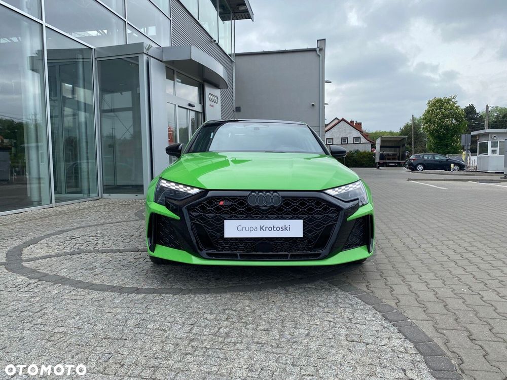 Audi RS3 Limousine - 6