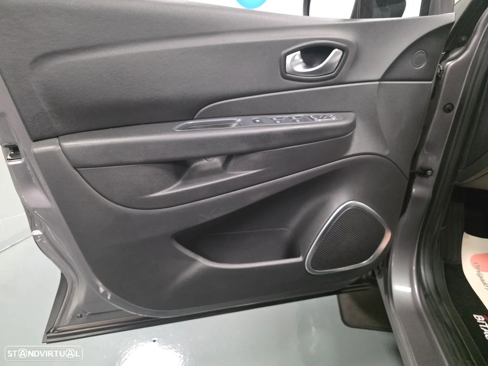 Renault Captur 1.5 dCi Exclusive - 39