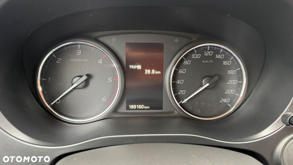 Mitsubishi Outlander 2.2 DI-D 4WD Plus - 25