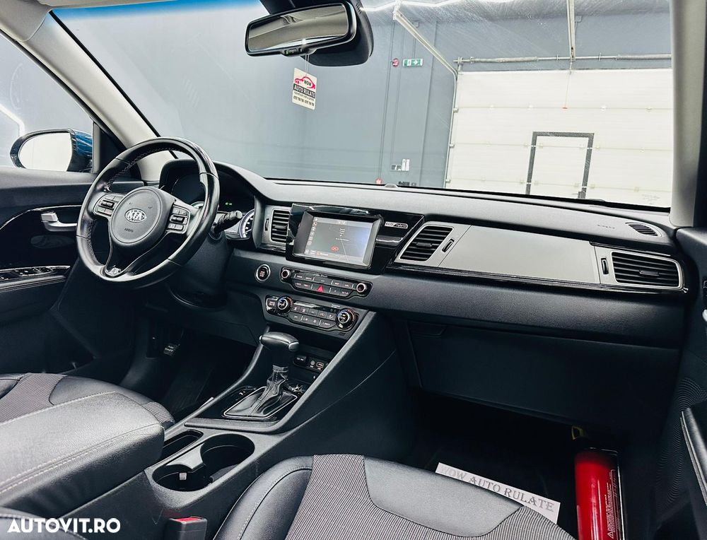 Kia Niro 1.6 GDI HEV 2WD OPF Aut. Edition 7 - 22