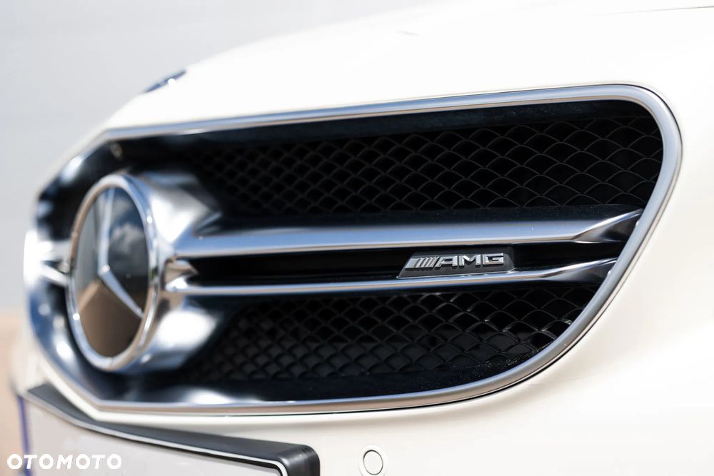 Mercedes-Benz CLS - 8