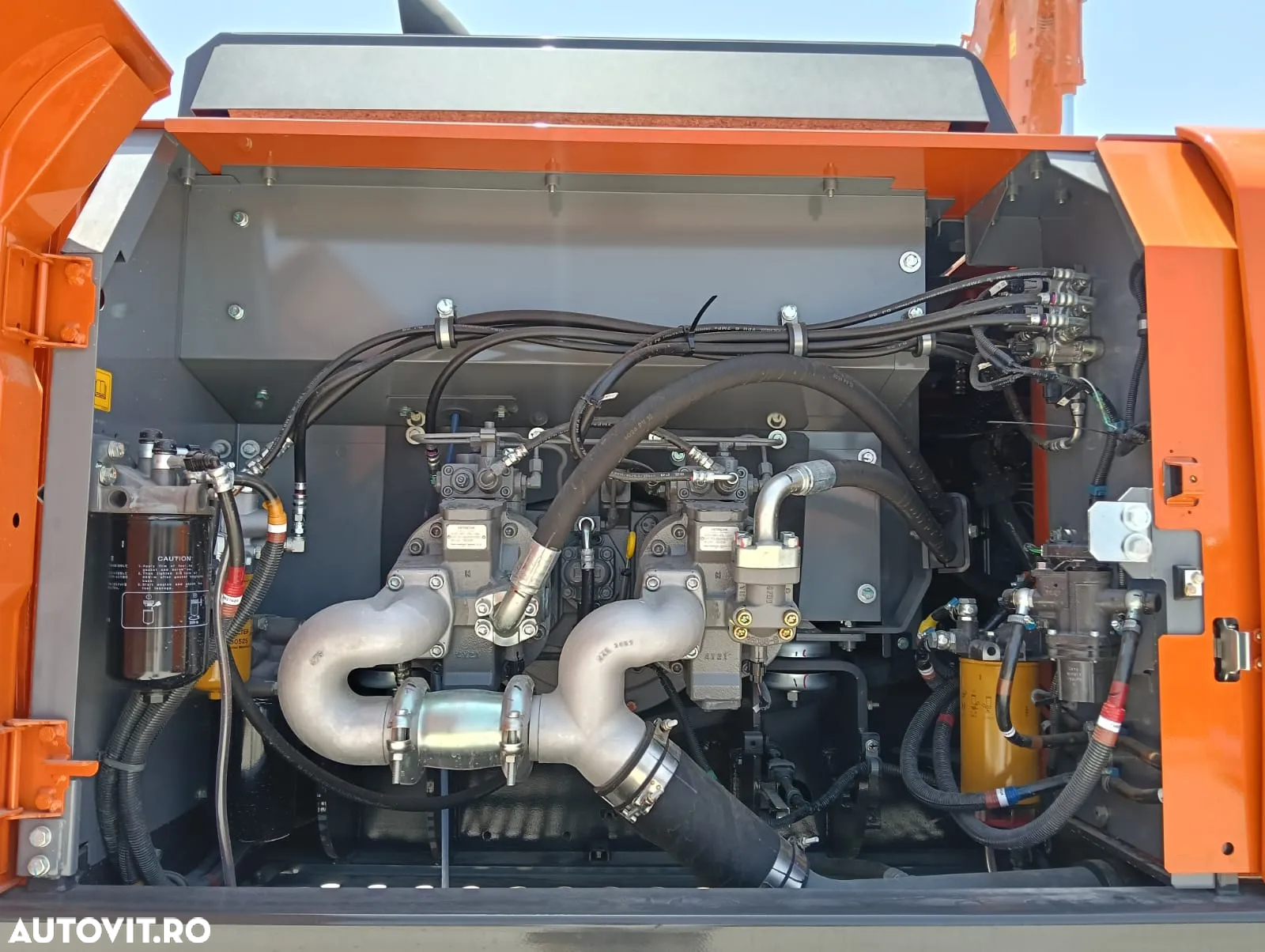Hitachi Zaxis 350 - 7G, An 2025, Made in Japan - 6