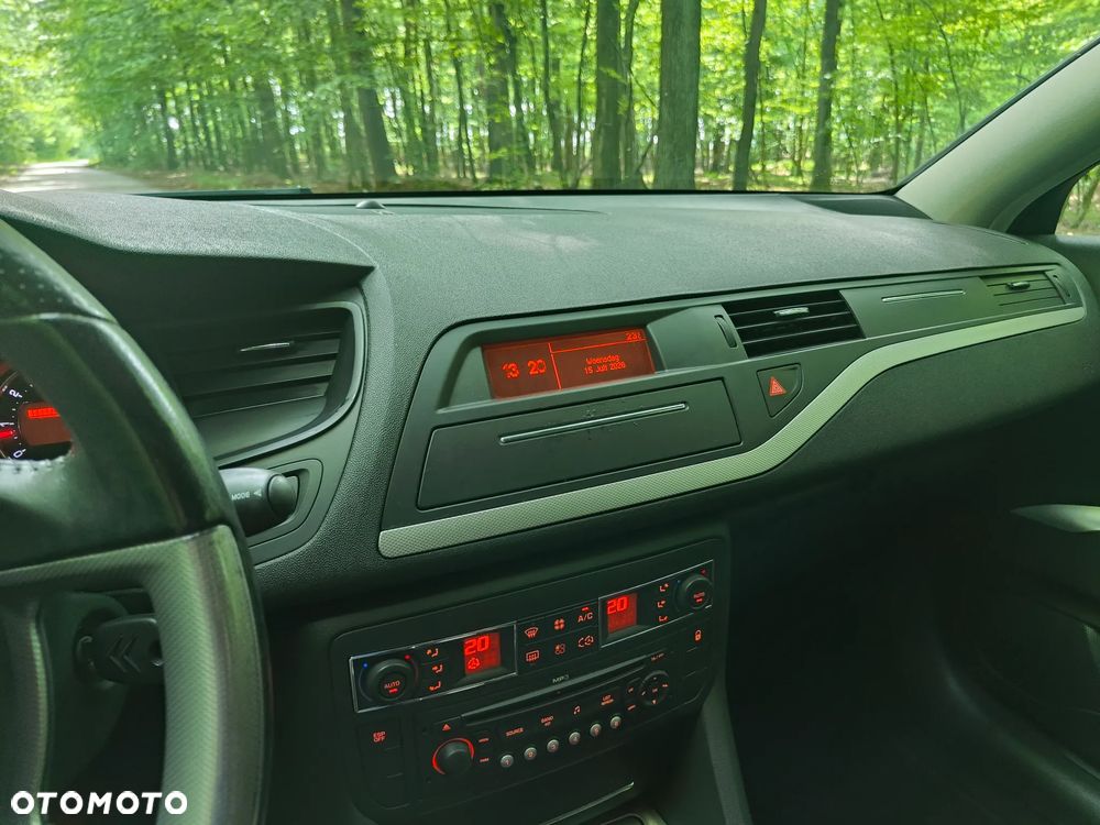 Citroën C5 2.0 16V Confort - 10