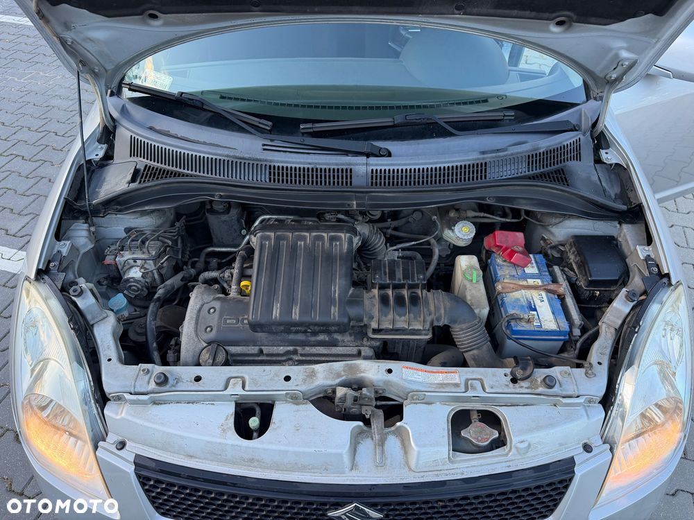 Suzuki Swift - 30