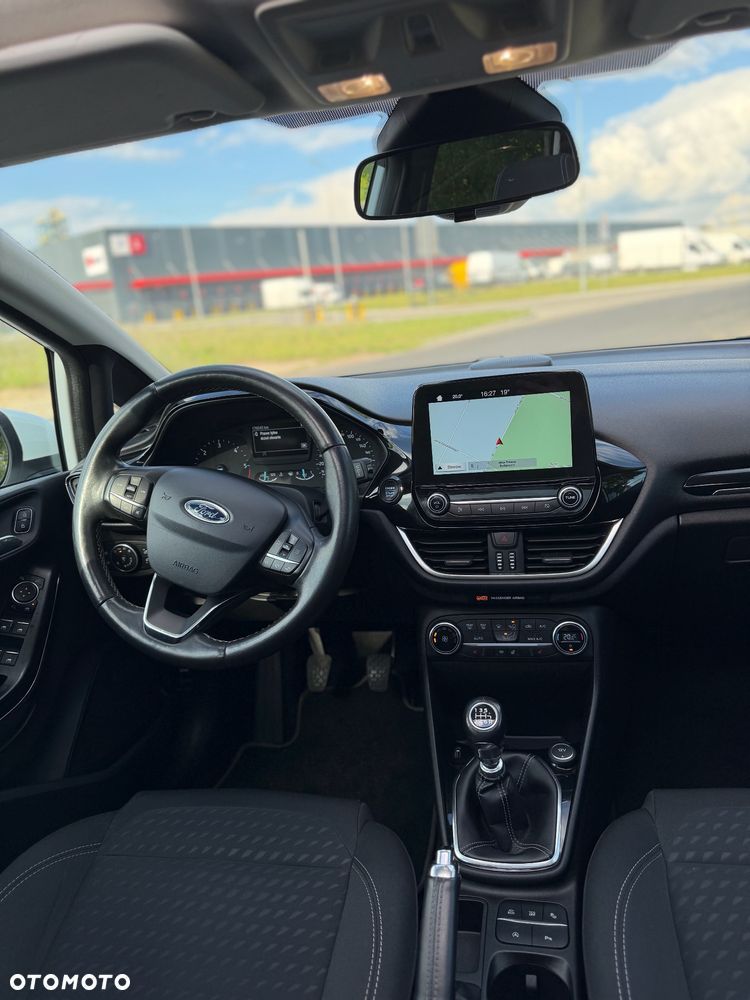 Ford Fiesta 1.5 TDCi S&S TITANIUM - 10