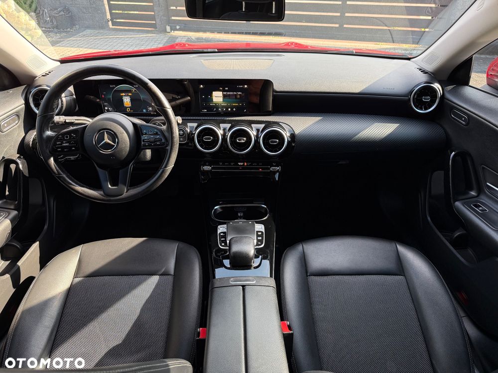 Mercedes-Benz CLA 180 d 7G-DCT Progressive - 28