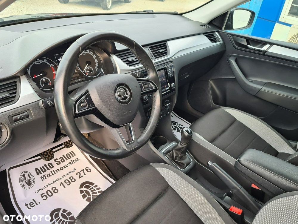 Skoda RAPID 1.0 TSI Ambition - 17