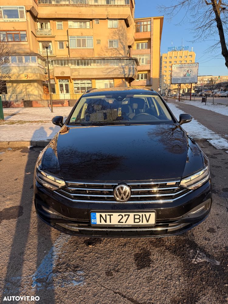 Volkswagen Passat 2.0 TDI SCR DSG Comfortline - 14