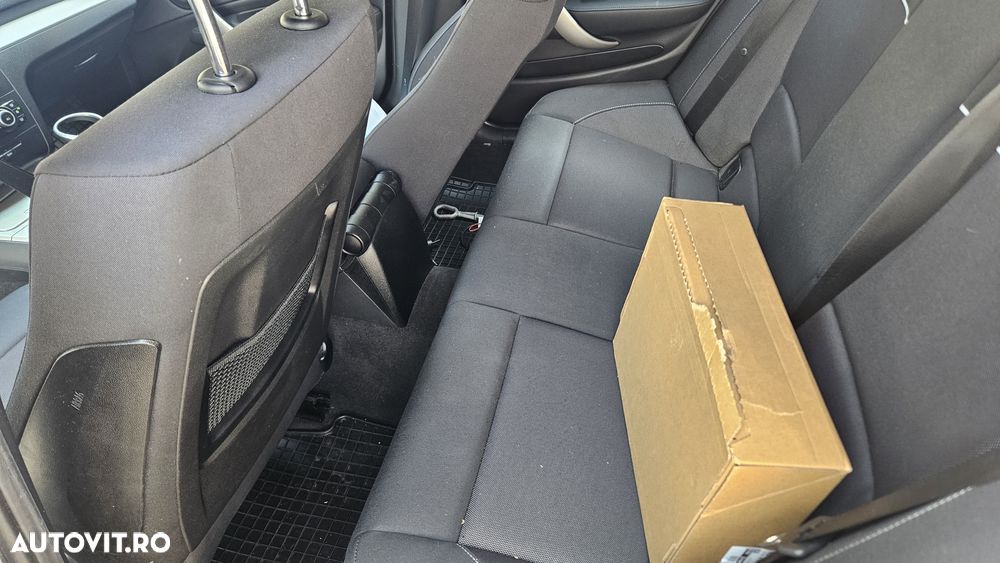 BMW Seria 1 116i - 5