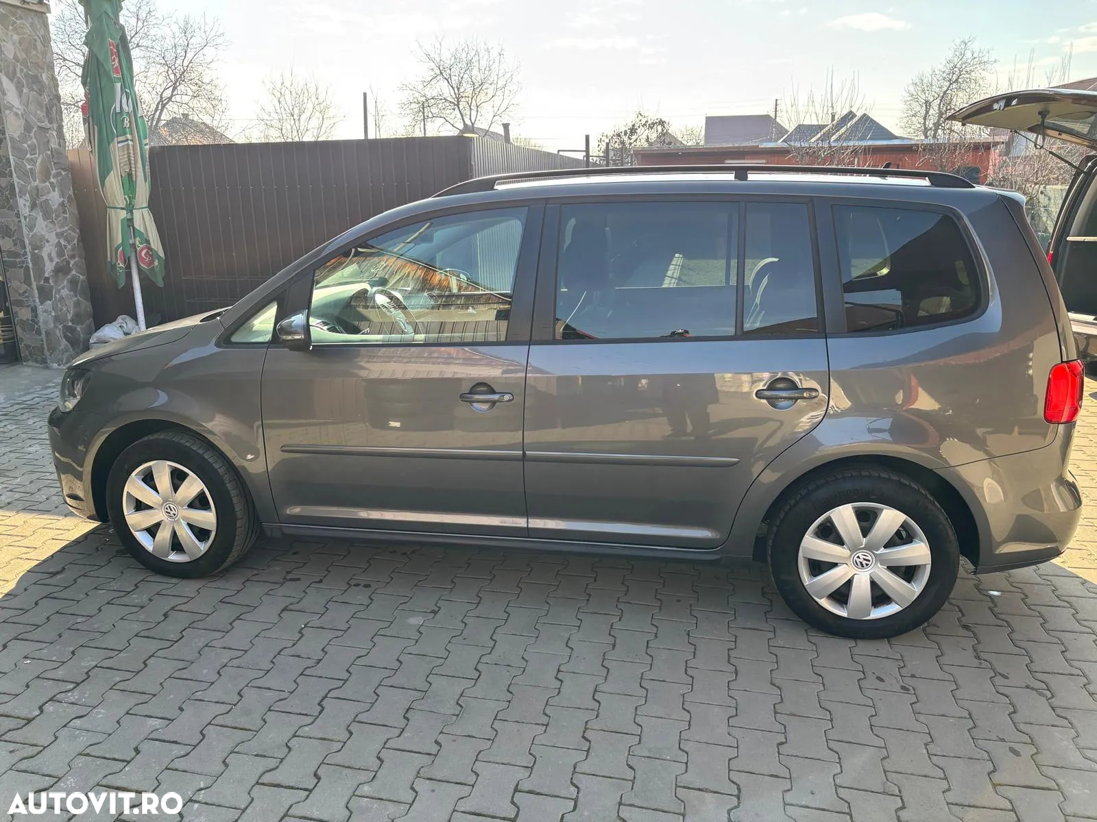 Volkswagen Touran 1.6 TDI BlueMotion Technology Comfortline - 5