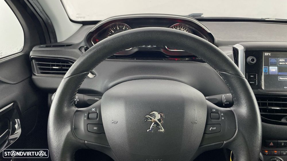 Peugeot 208 1.2 PureTech Active - 10