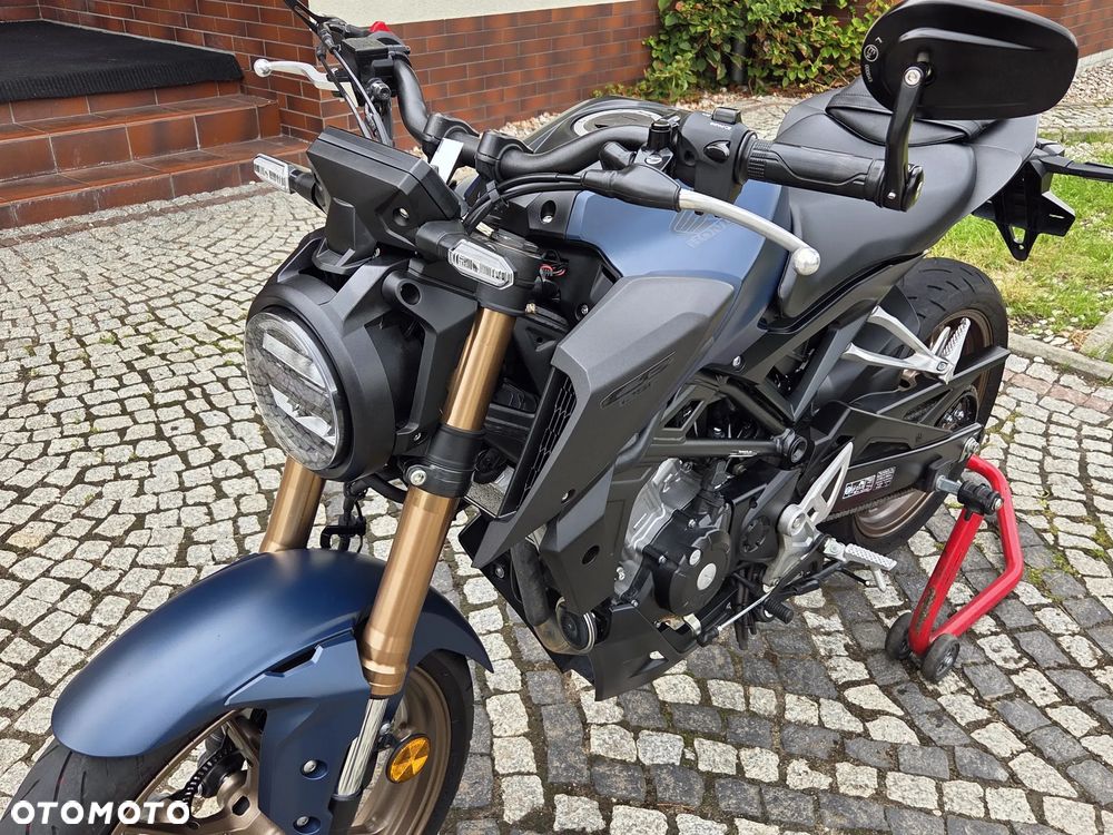 Honda CB - 26