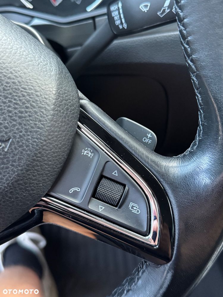 Skoda Superb 2.0 TDI Sportline DSG - 21