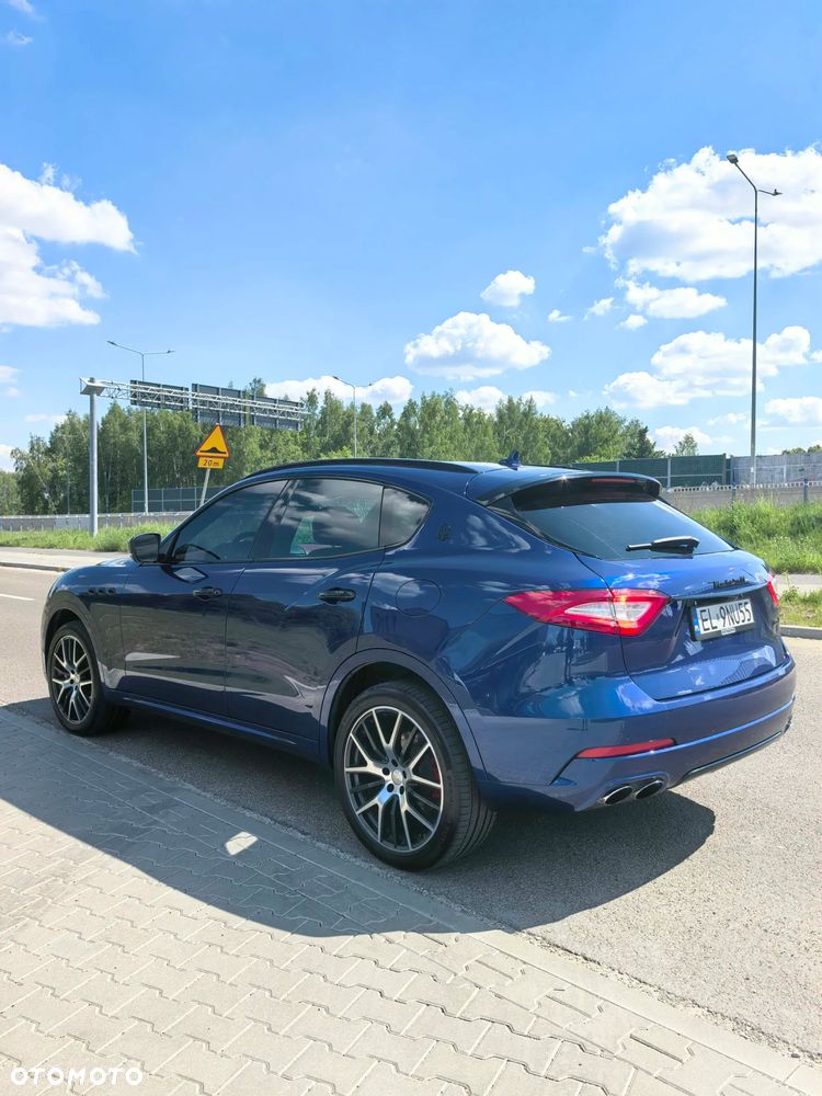 Maserati Levante S Q4 - 5