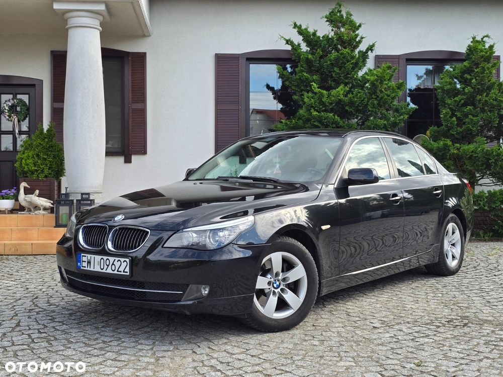 BMW Seria 5 523i - 2