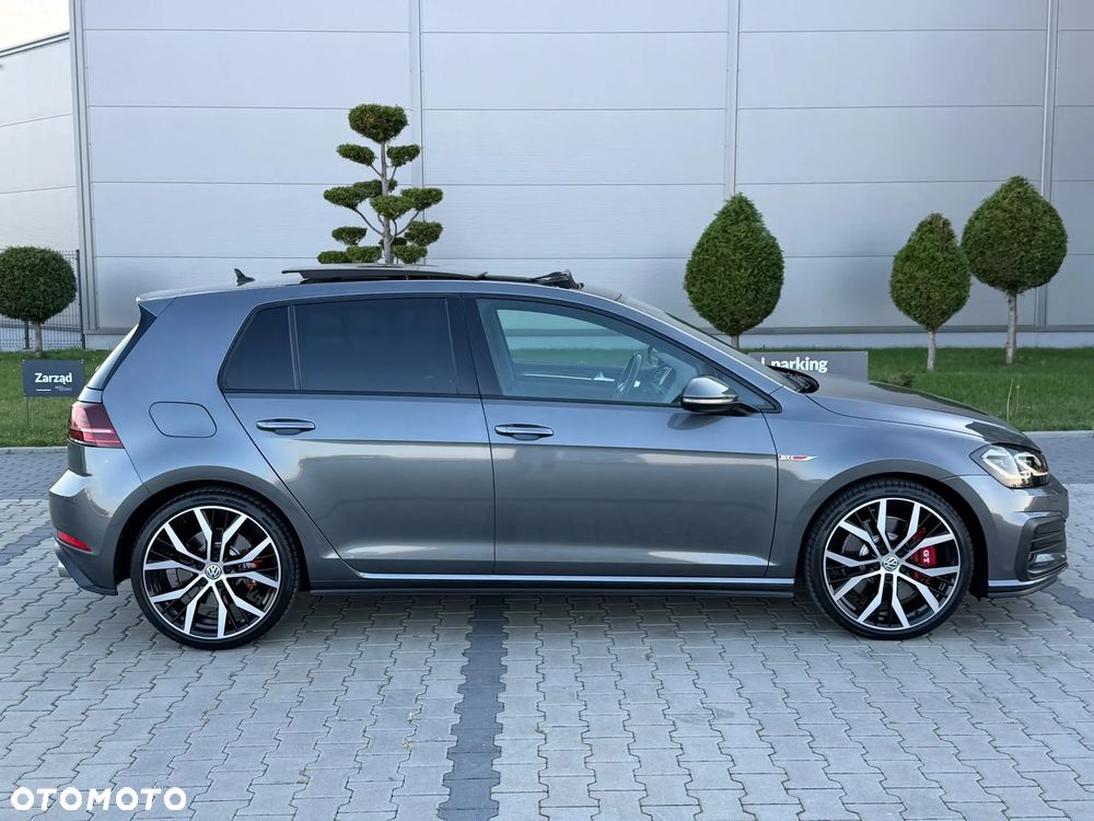 Volkswagen Golf GTI (BlueMotion Technology) DSG Performance - 14