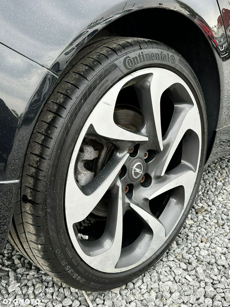 Opel Insignia - 18