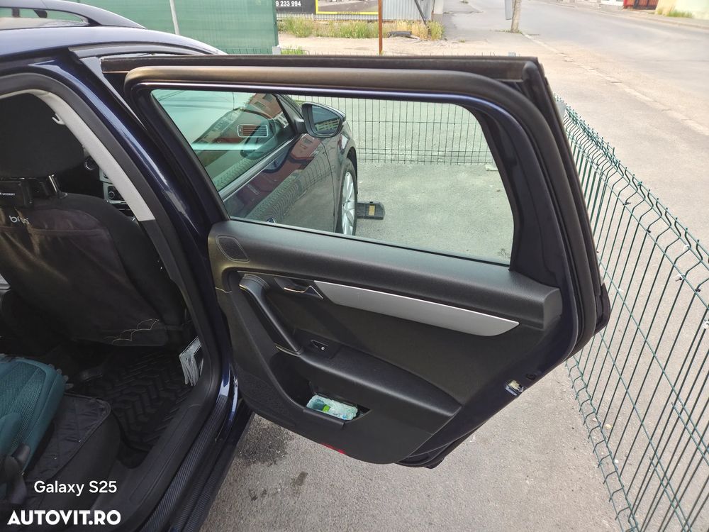 Volkswagen Passat 2.0 TDI BlueMotion Technology Comfortline - 17