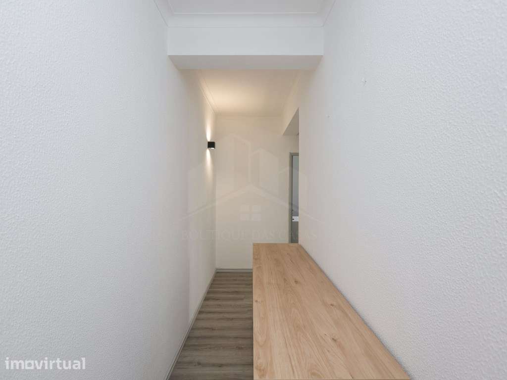 Apartamento T2 Parcialmente Remodelado em Valbom | Oportunidade aba... - Grande imagem: 5/26