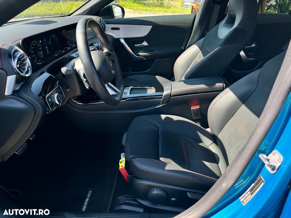 Mercedes-Benz CLA 250 e 8G-DCT - 11