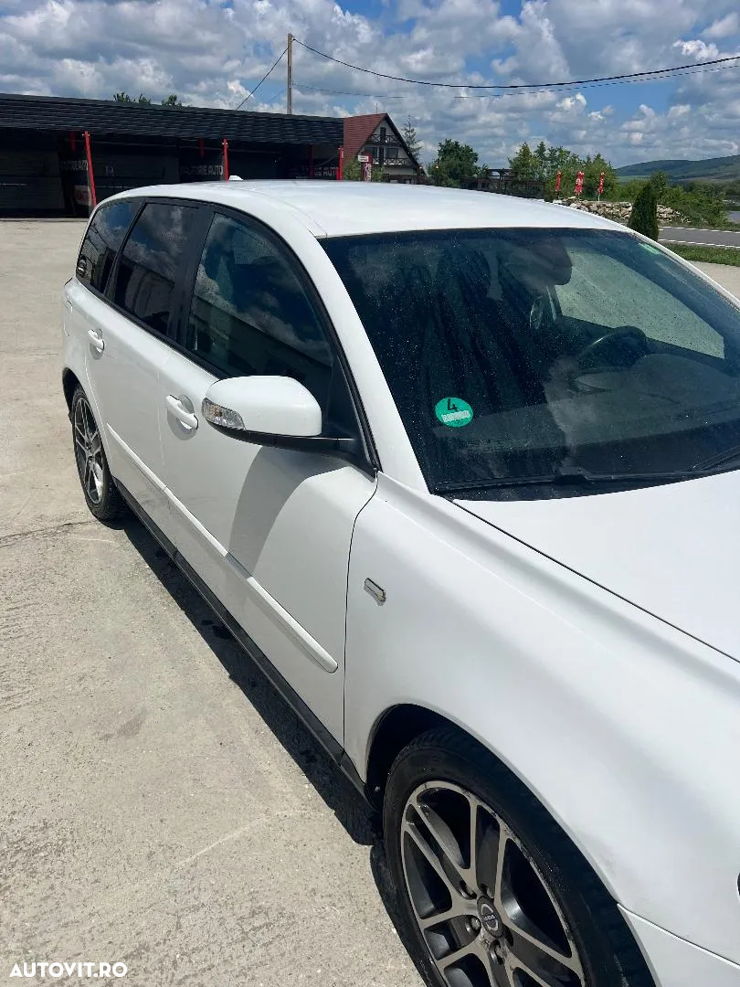 Volvo V50 - 2