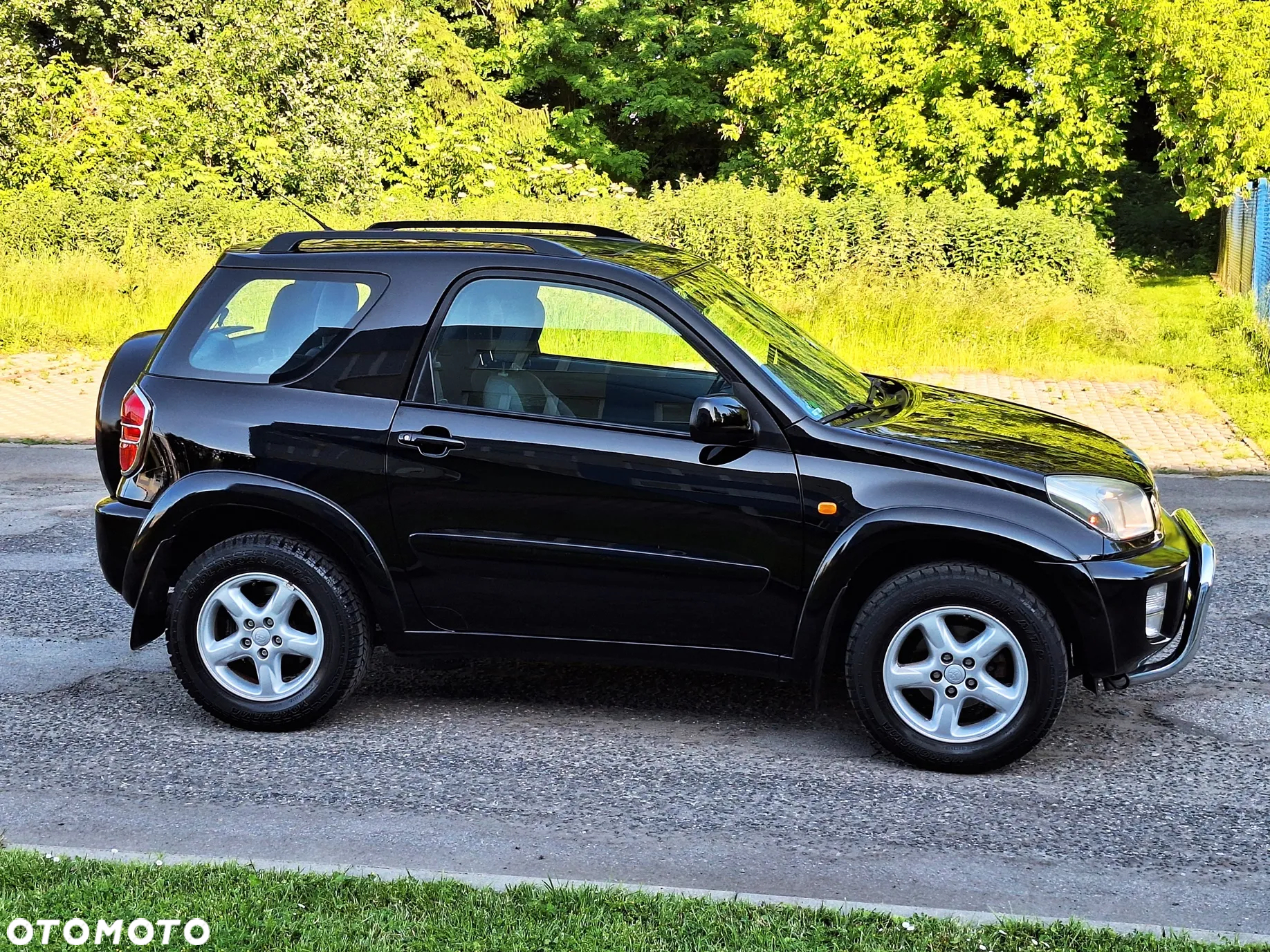 Toyota RAV4 - 12