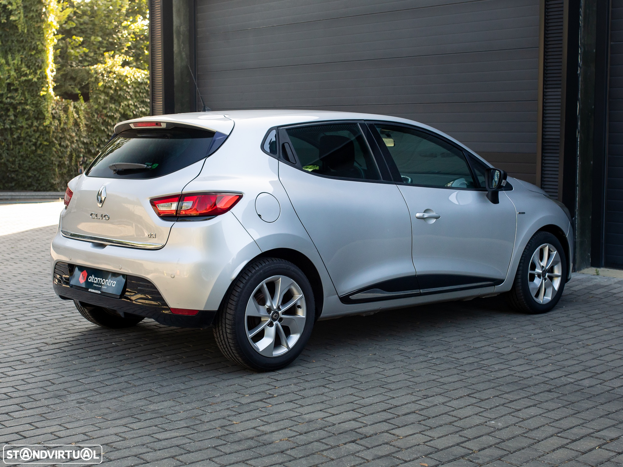 Renault Clio 1.5 dCi Limited - 16
